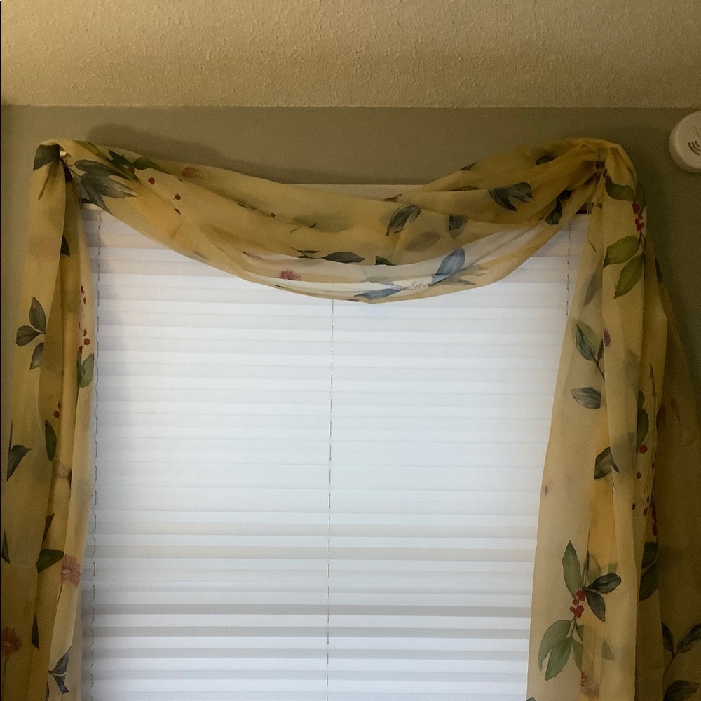 Sheer Scarf Valance Croscill